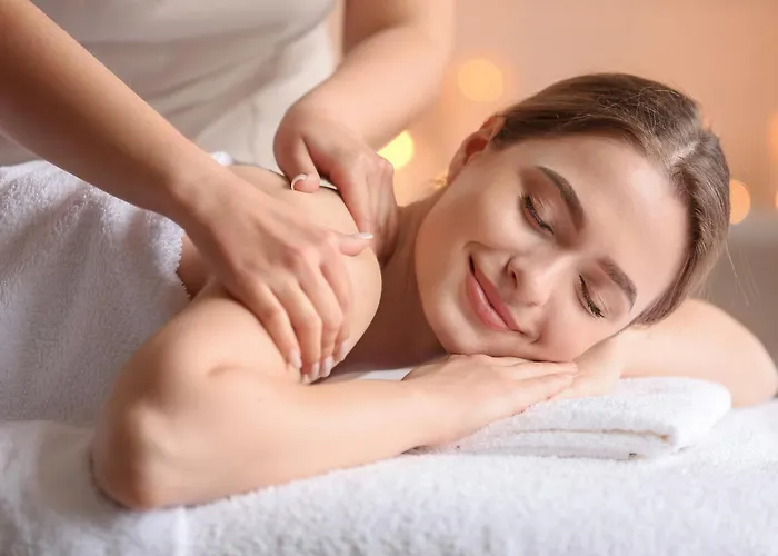 2 Bedroom Asulon With Communal Pools, Aphrodite Hills * Κούκλια