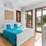 Apartment 2 Bedroom Asulon With Communal Pools, Aphrodite Hills *