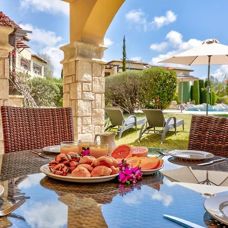 Lejlighed 2 Bedroom Asulon With Communal Pools, Aphrodite Hills Kouklia