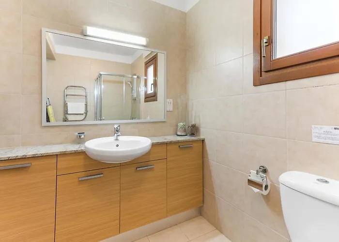 Apartment 2 Bedroom Asulon With Communal Pools, Aphrodite Hills